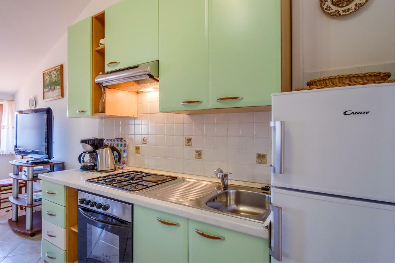 Apartmani Zorica Мартиншчіца Екстер'єр фото