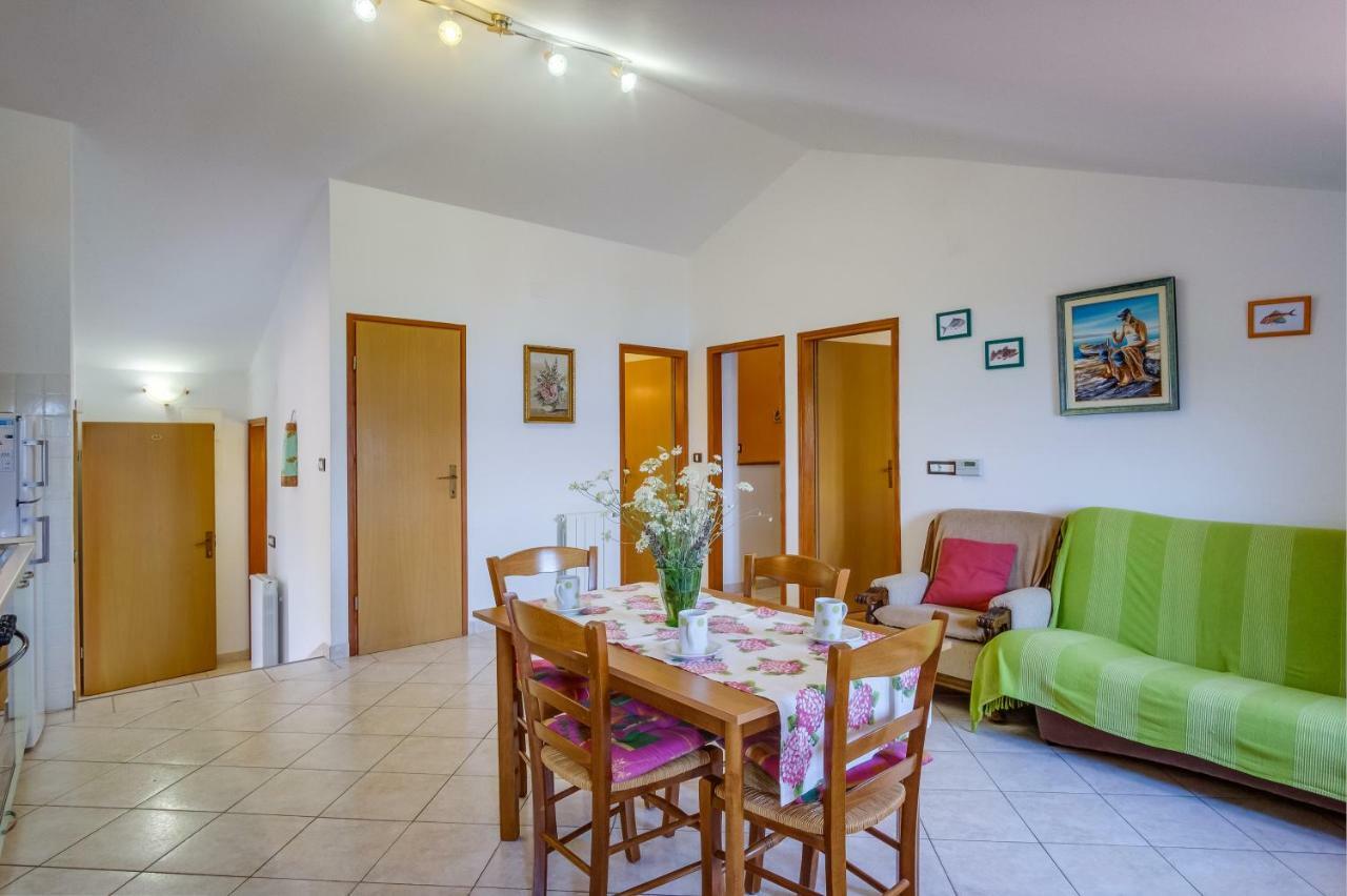 Apartmani Zorica Мартиншчіца Екстер'єр фото